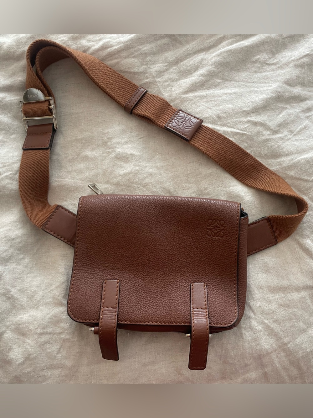 Loewe Brown Pebbled Leather Card Holder with Contrast Stitching